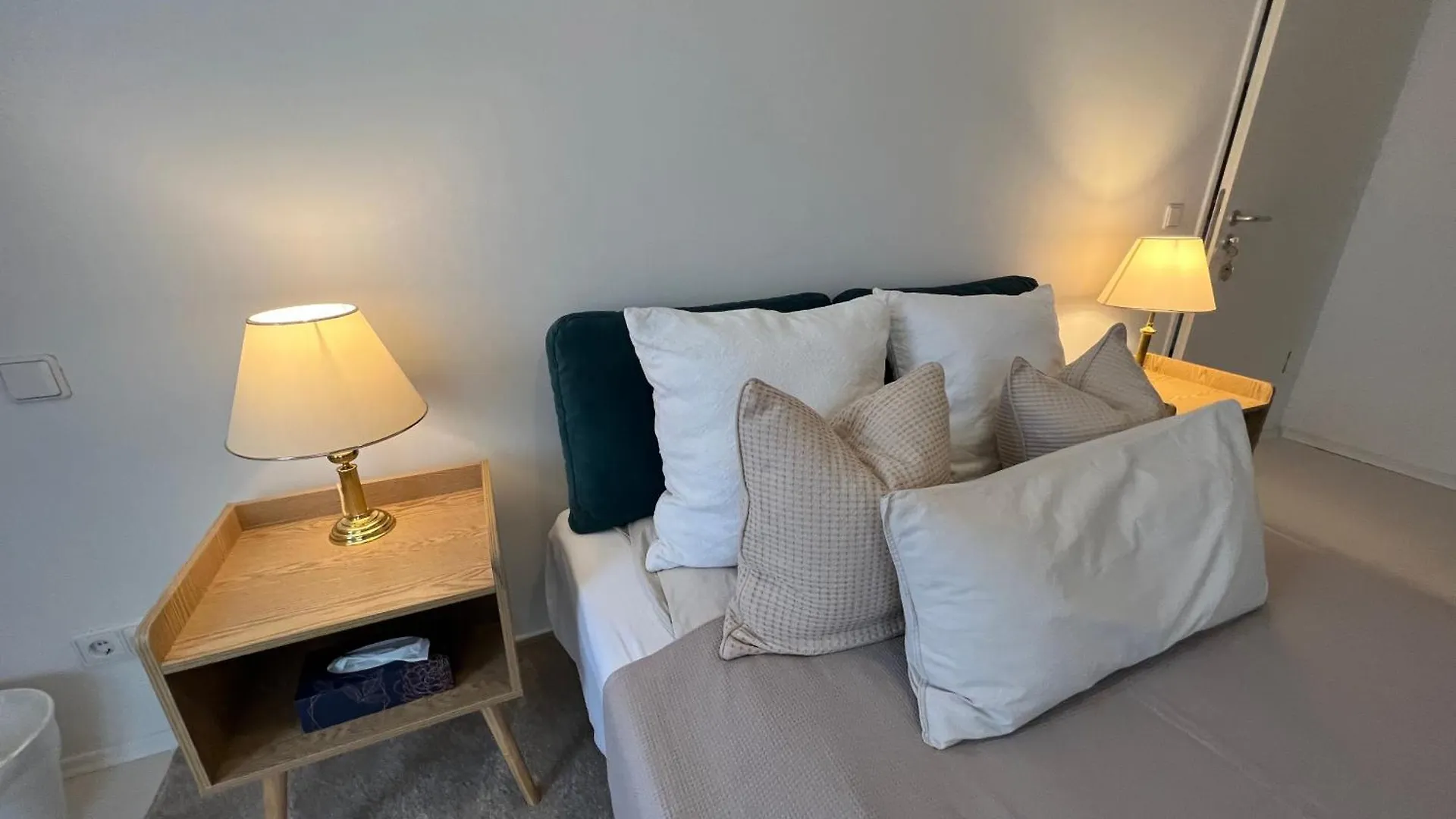 Privatzimmer 15 Qm Mit Gemeinschaftsbad Munich Germany