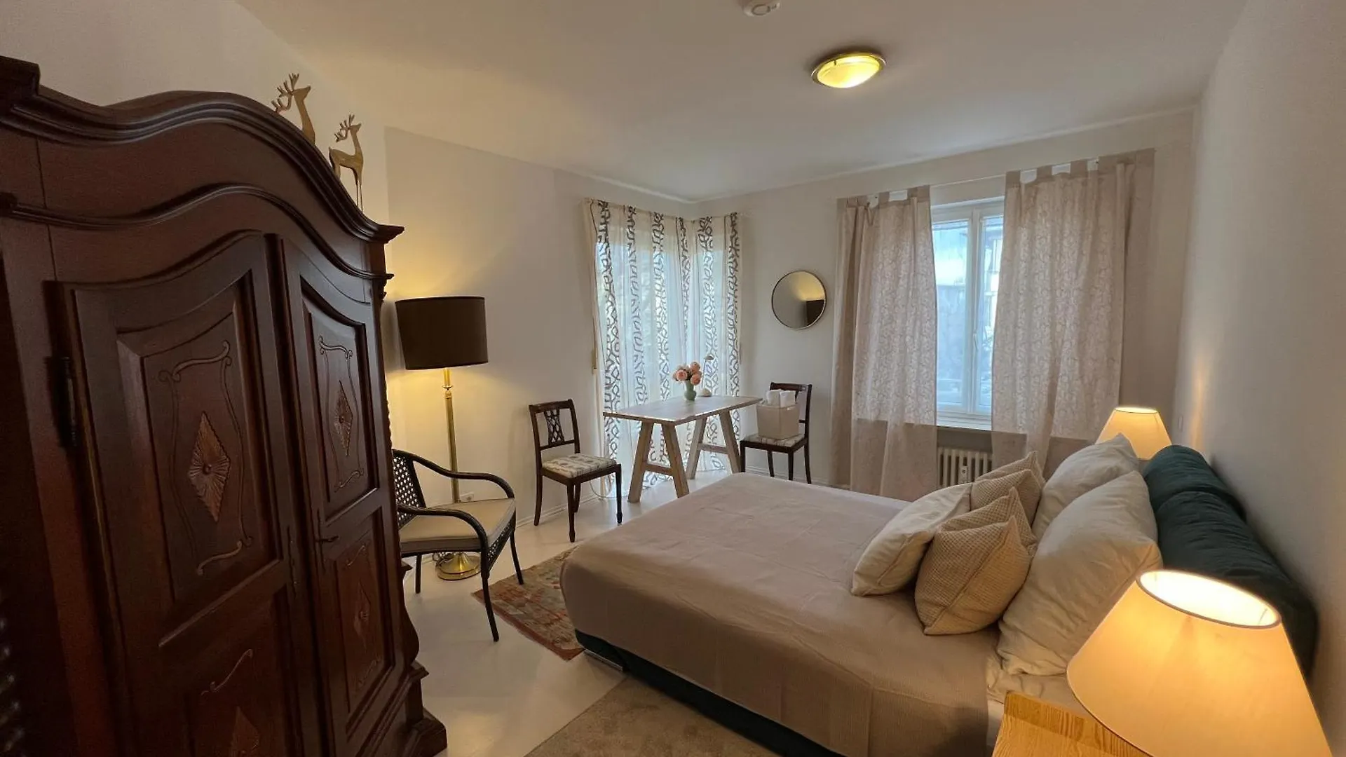 Privatzimmer 15 Qm Mit Gemeinschaftsbad Múnich