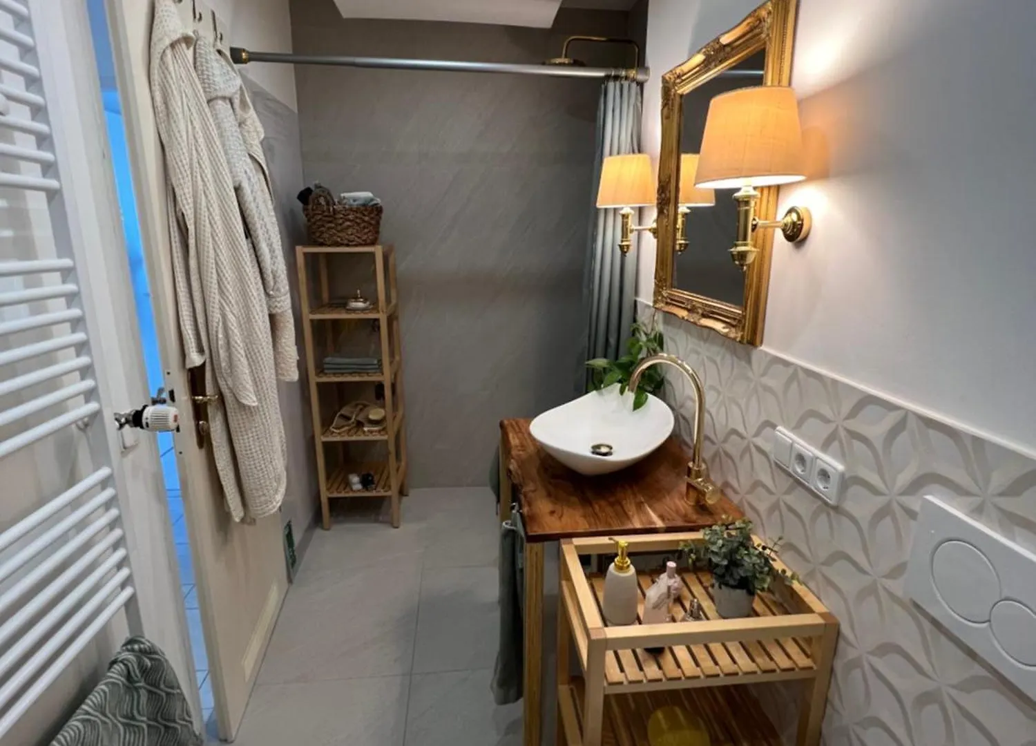 Privatzimmer 15 Qm Mit Gemeinschaftsbad Múnich Alemania